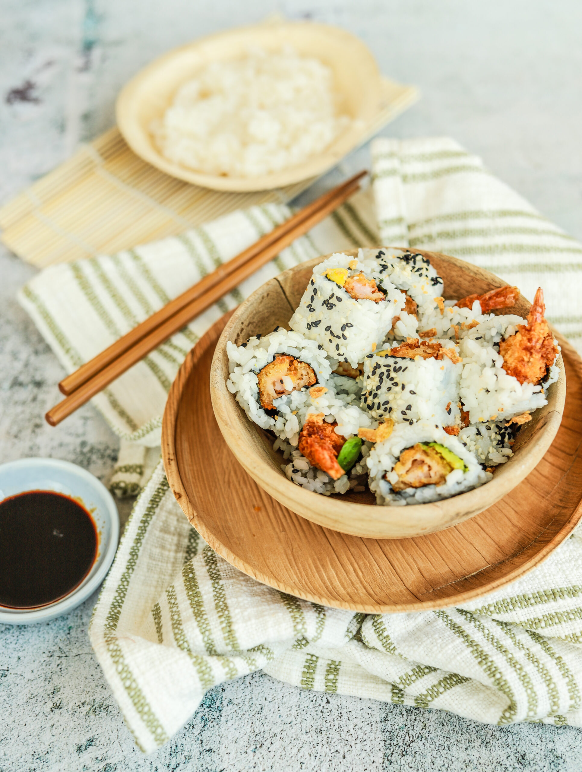 Crispy ebi tempura sushi roll